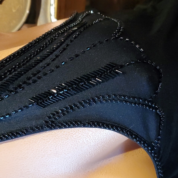 Bebe silk beaded t back fancy top XS EUC - Picture 3 of 8